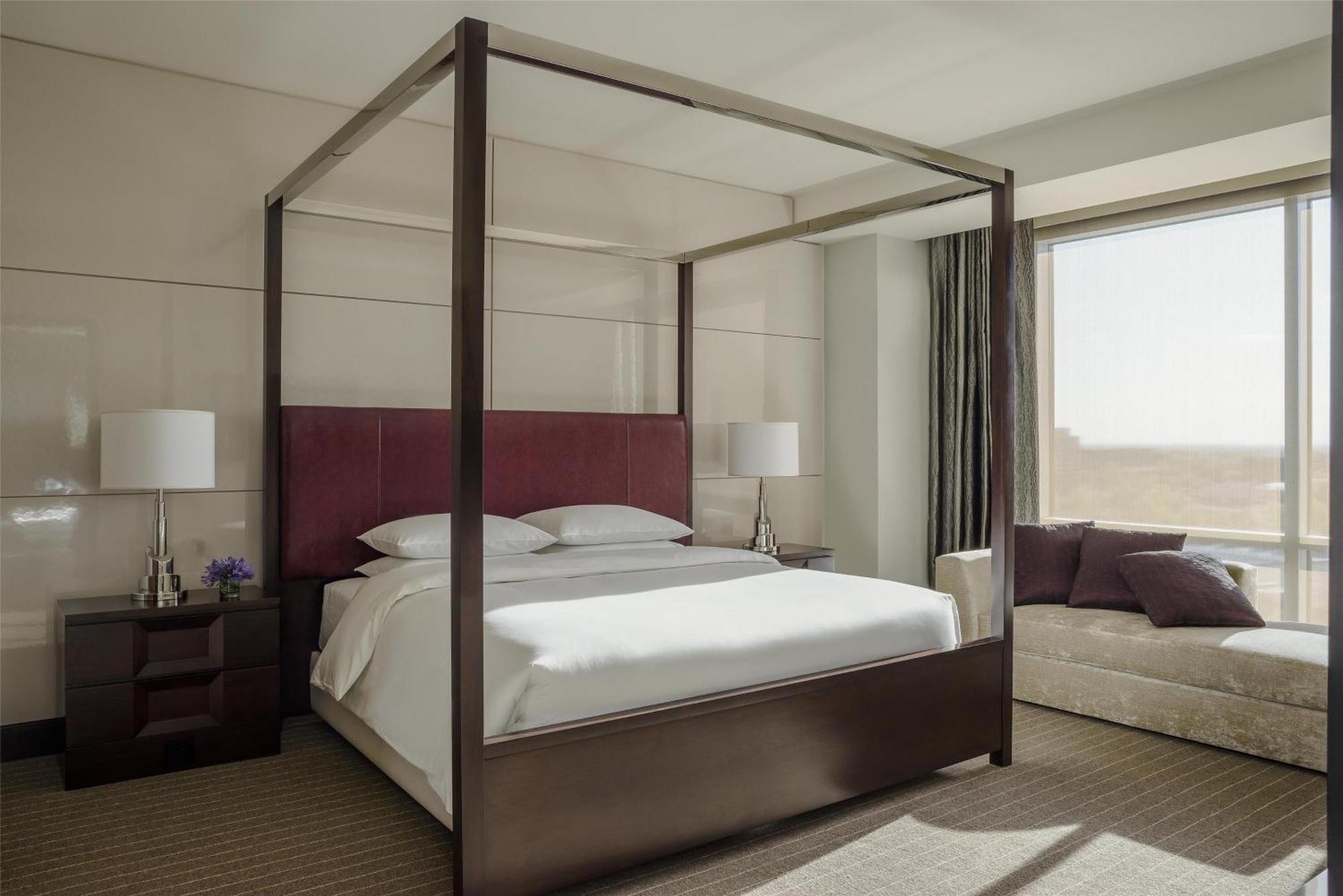 Hyatt Regency Center